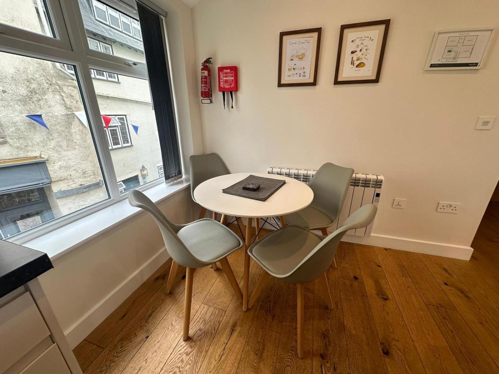 The Old Bakery Apartment Fowey Exterior photo